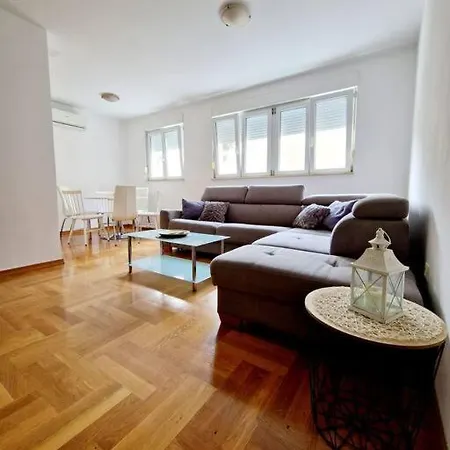 Nada Апартаменты